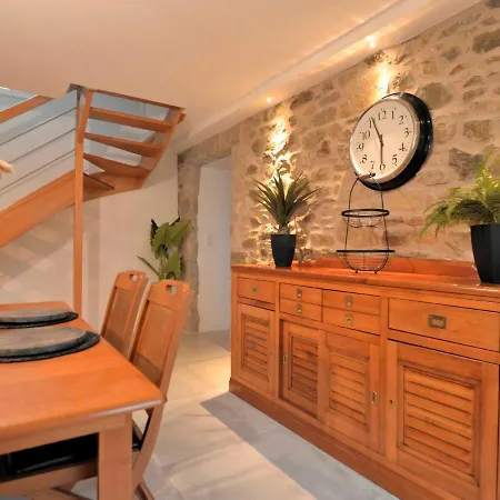 Le Logis De Papeu By Interhome