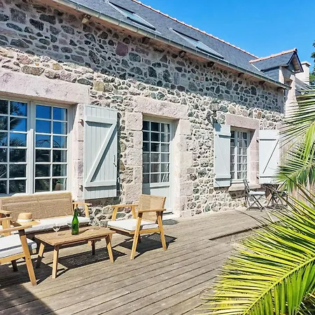 Le Logis De Papeu By Interhome